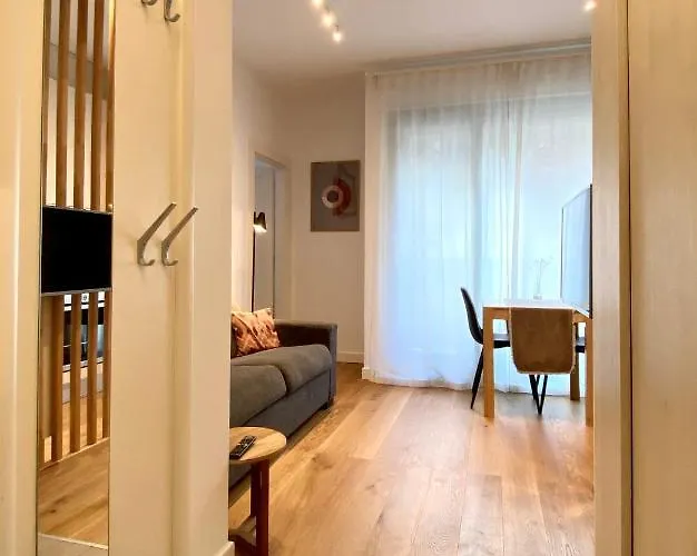 Mountain Trail בראשוב