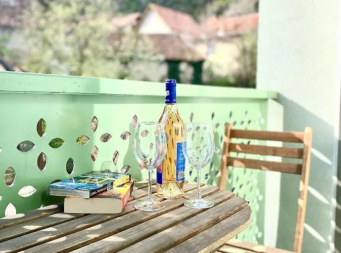 Mountain Trail בראשוב