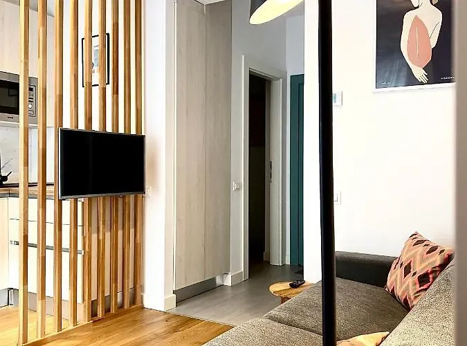 Mountain Trail בראשוב